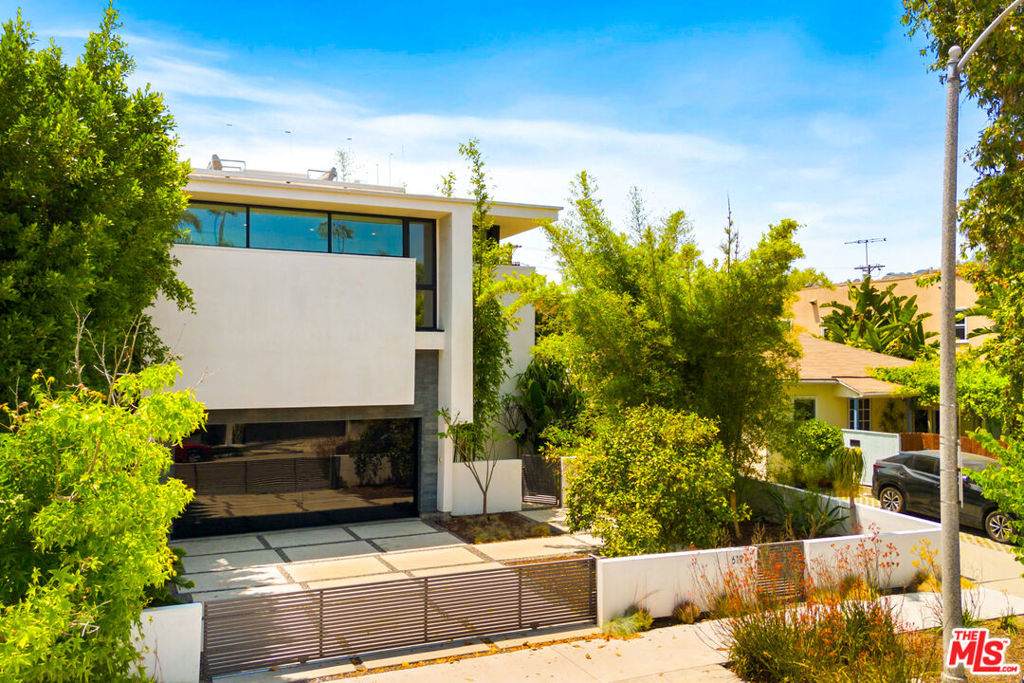 619 Harper Avenue - Photo 1