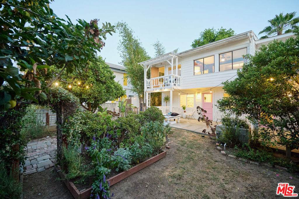 1741 Kent Street - Photo 1