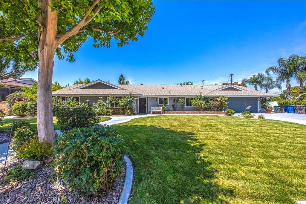 5169 Telefair Way - Photo 1