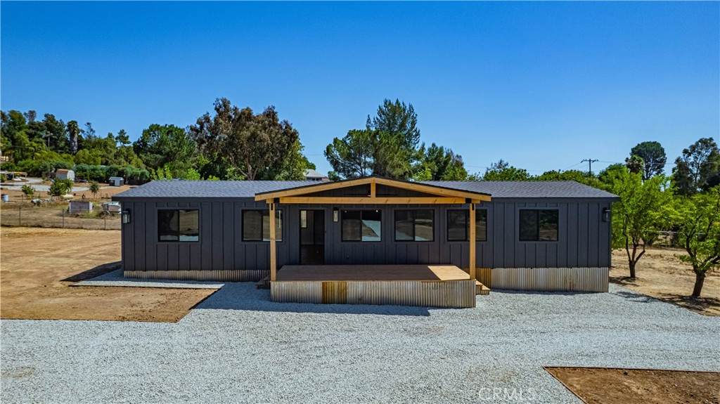 33320 Fowler Drive - Photo 1