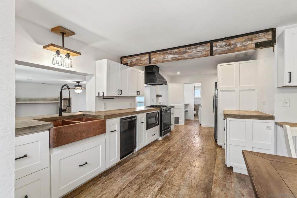15415 Saint Lucy Ln - Photo 1