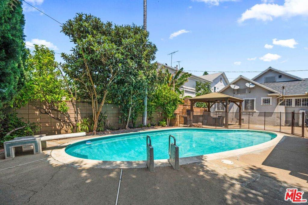 5342 Lemon Grove Avenue - Photo 1