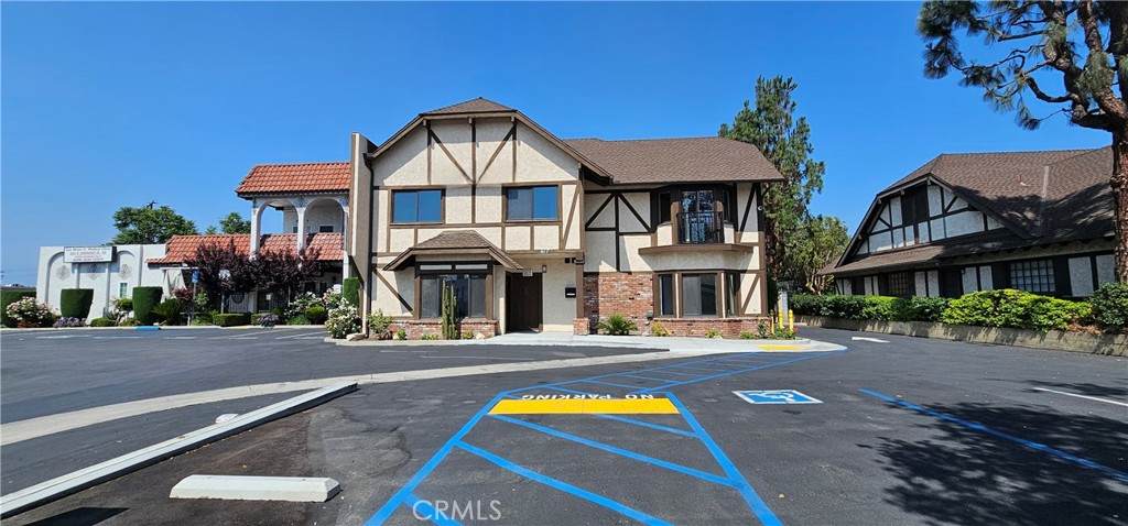 417 Merced Avenue - Photo 1