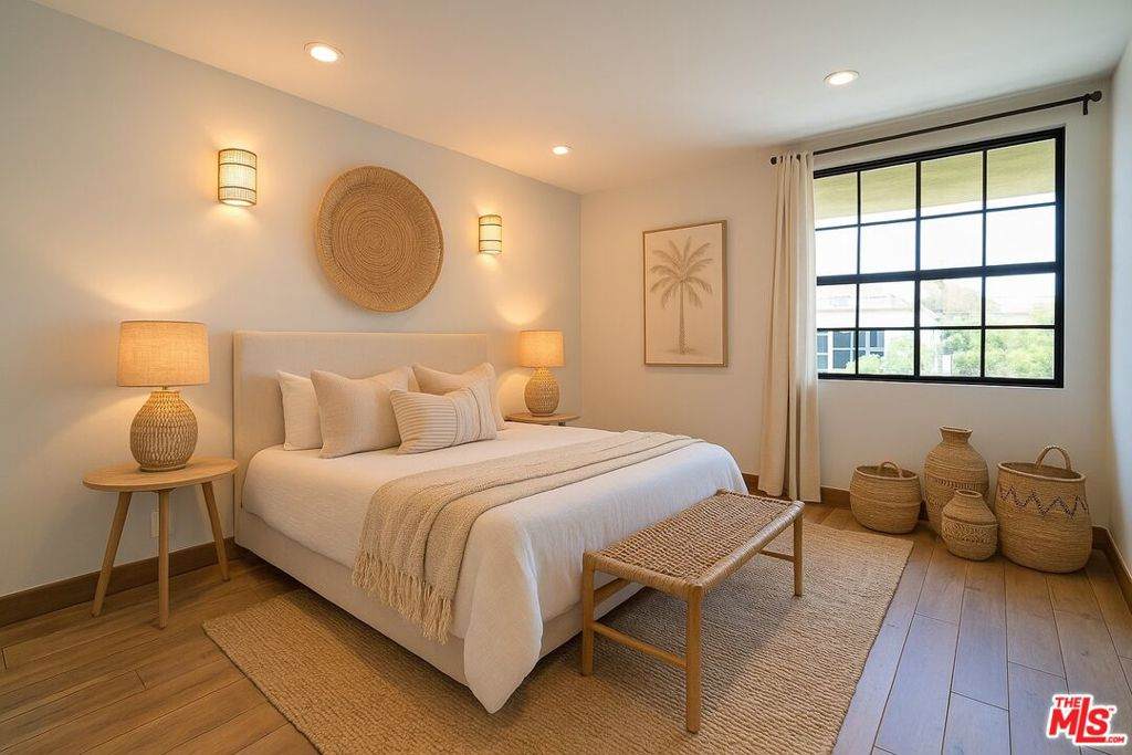 740 Kings Road - Photo 1