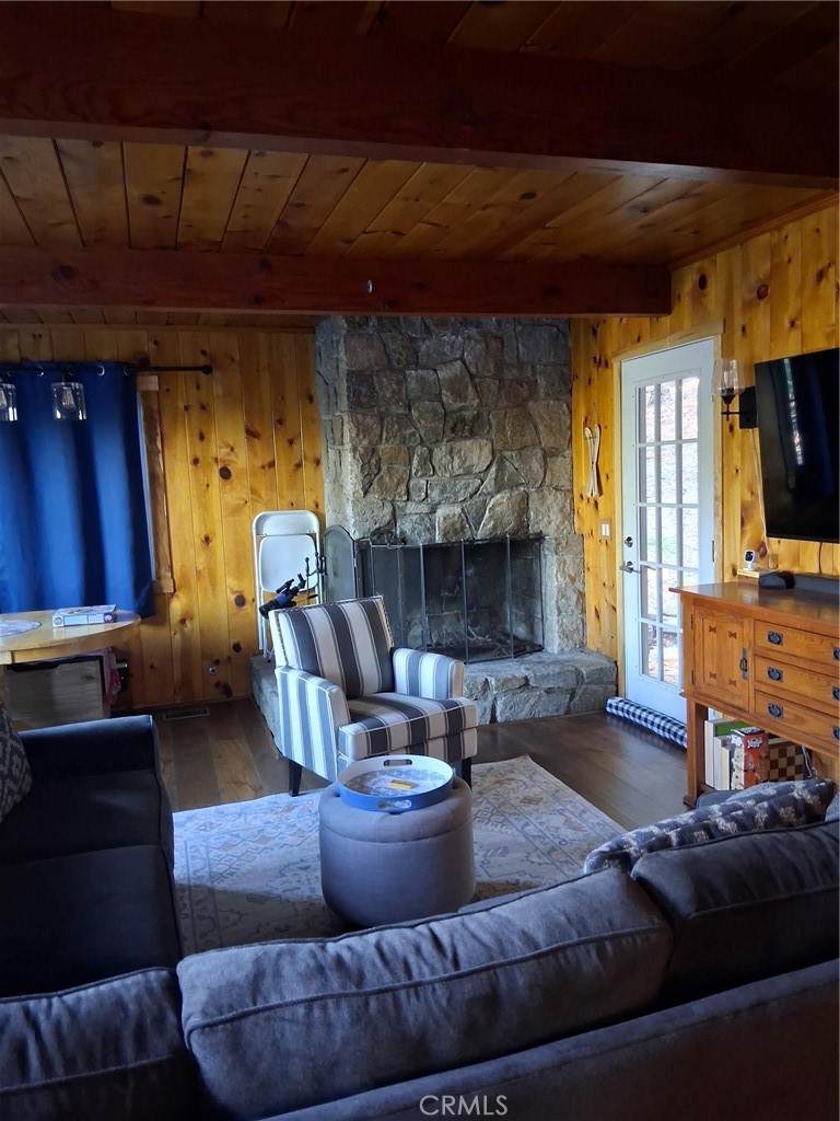 210 Wylerhorn Drive - Photo 1