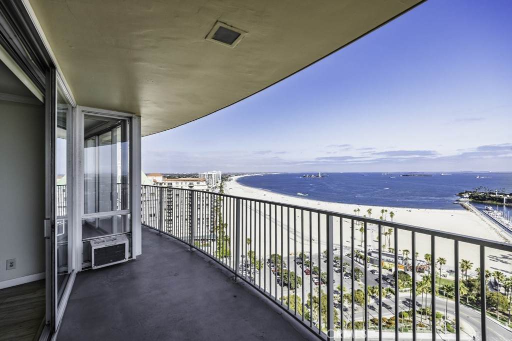 700 Ocean Boulevard - Photo 1