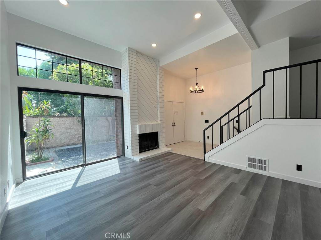 4640 Glencoe Avenue - Photo 1