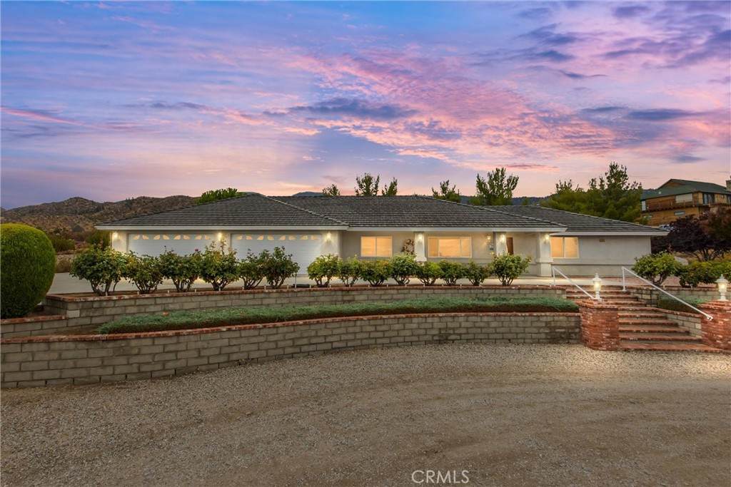 325 Canyon Road - Photo 1