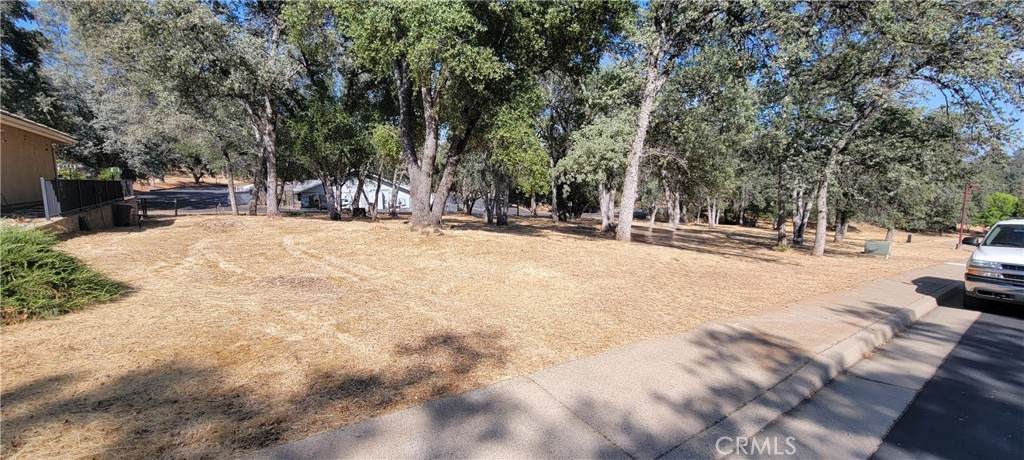 5277 Farfalla Circle - Photo 1