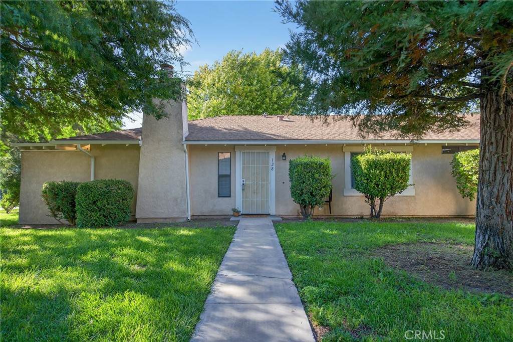 128 Flag Way - Photo 1