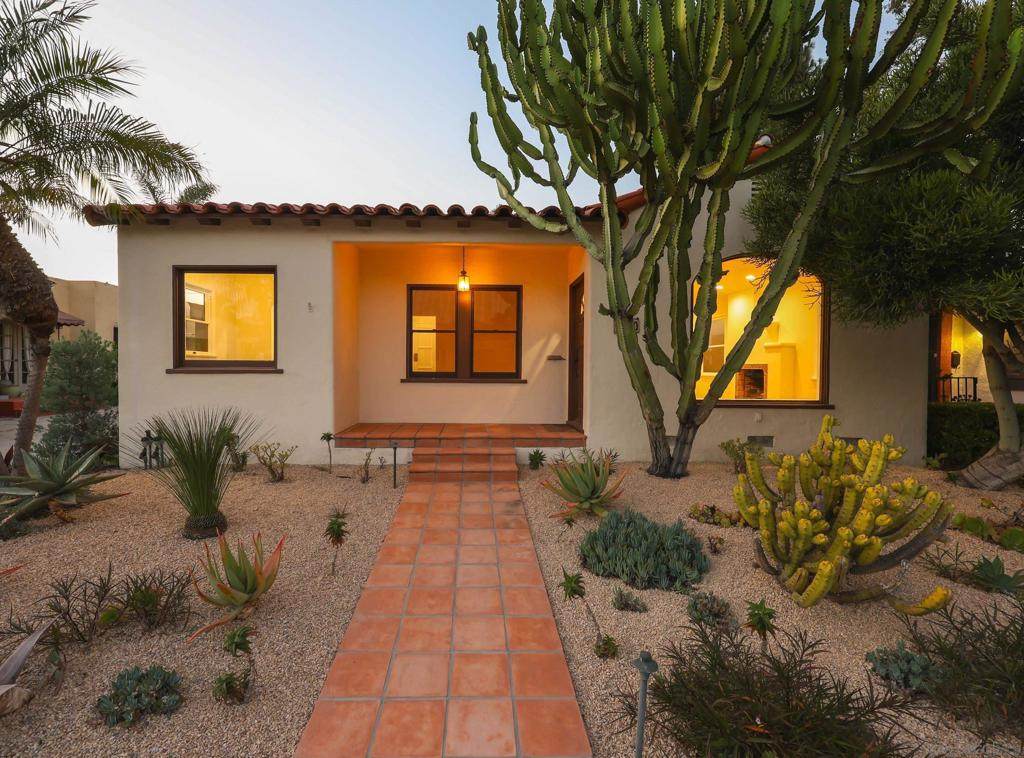1430 Golden Gate Drive - Photo 1