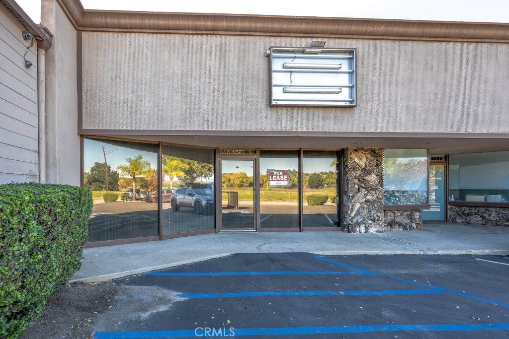 24609 Arch Street - Photo 1