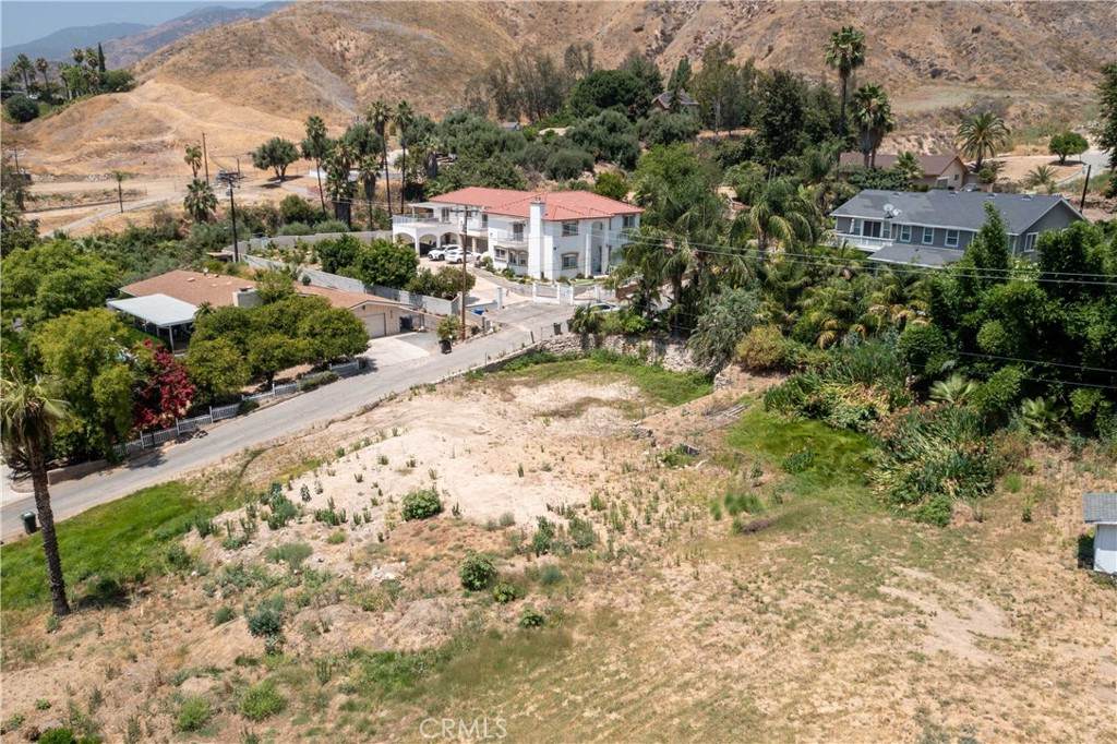 4361 Golden Avenue - Photo 1