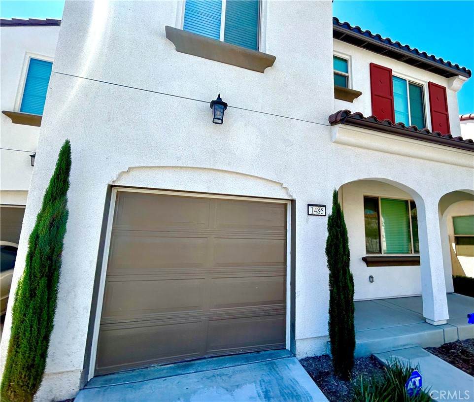 1485 Laurelwood Drive - Photo 1