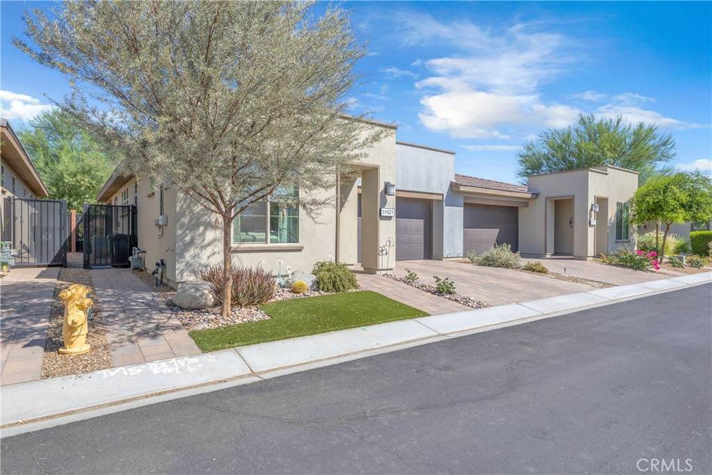 51621 Golden Eagle Drive - Photo 1