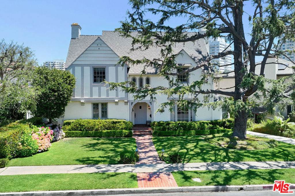 10736 Le Conte Avenue - Photo 1