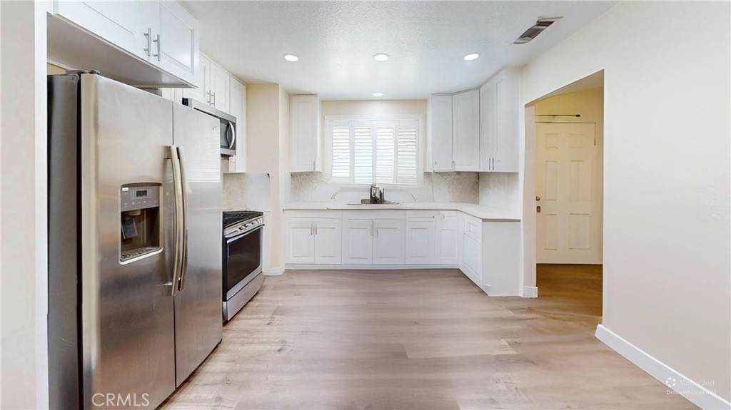 7601 Corona Avenue - Photo 1