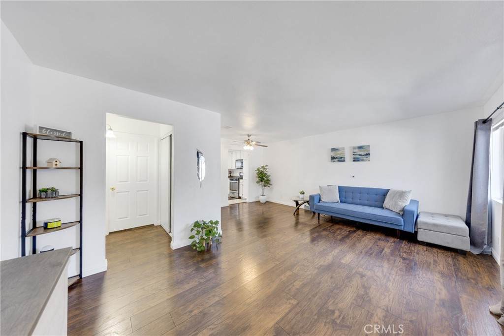 14801 Pacific Avenue - Photo 1