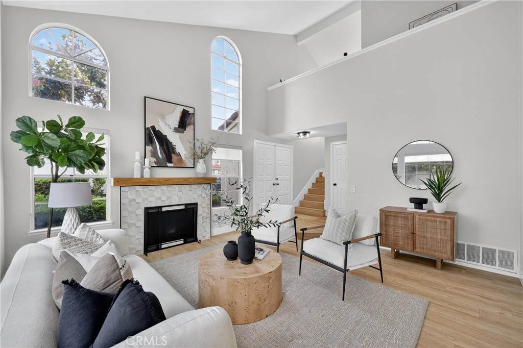 29 Carnation - Photo 1