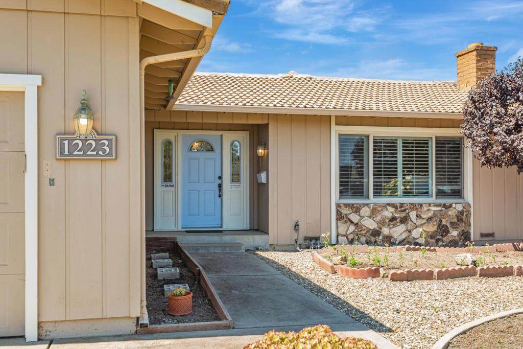 1223 La Canada Way - Photo 1