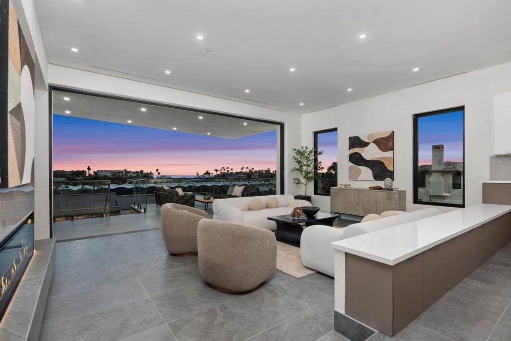 147 Rios Ave - Photo 1