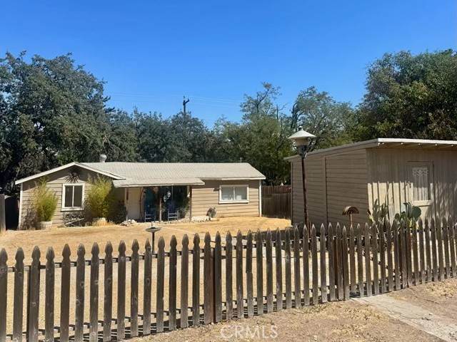 818 Olive Street - Photo 1