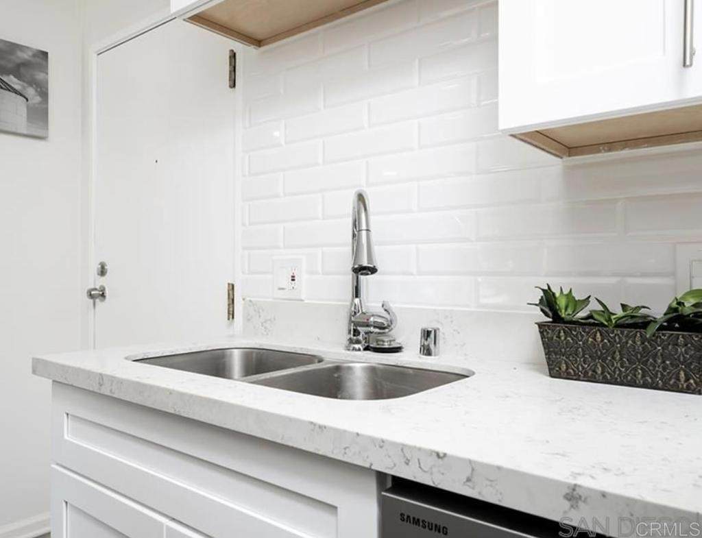 6650 Amherst St - Photo 1