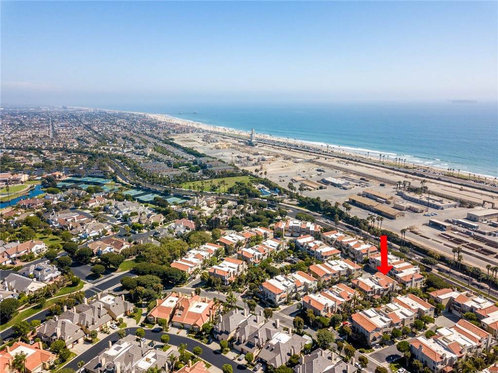 19595 Oakdale Lane - Photo 1