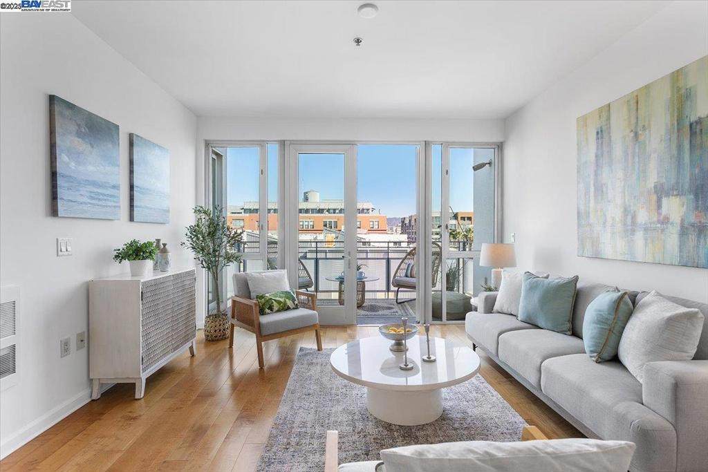 200 2nd St - Photo 1