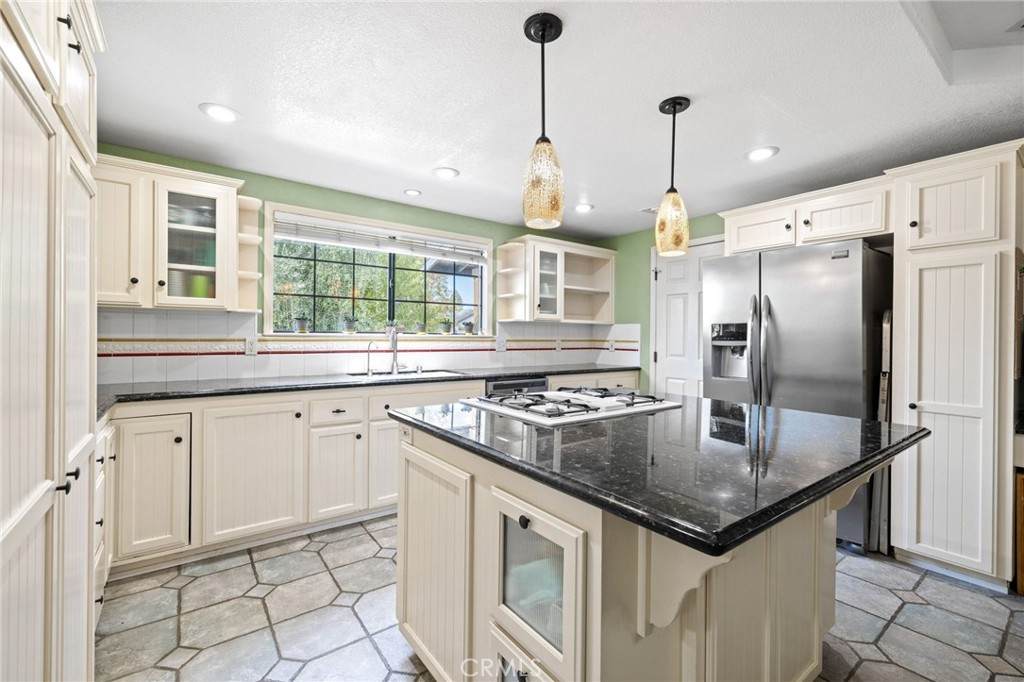 912 Wade Drive - Photo 1