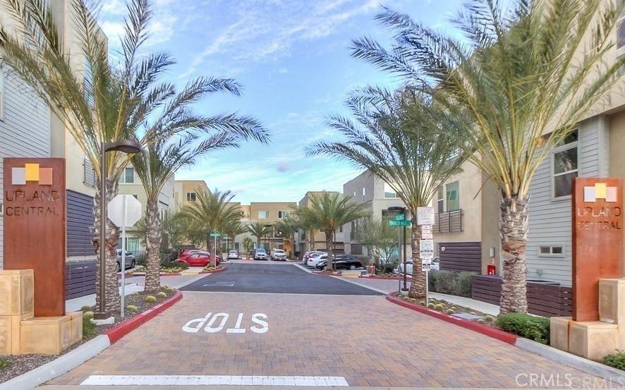 630 Chandler Walk - Photo 1