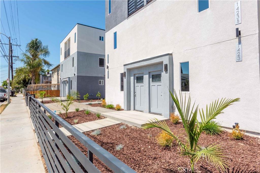 1429 New Hampshire Avenue - Photo 1