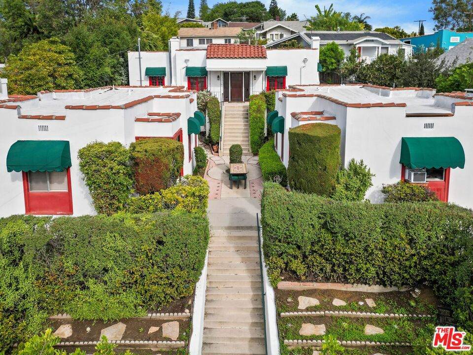 1811 Effie Street - Photo 1