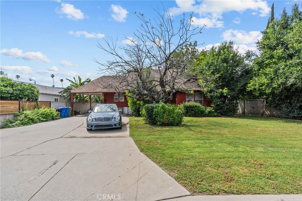 7229 De Celis - Photo 1
