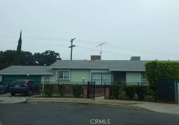 8146 Agnes - Photo 1