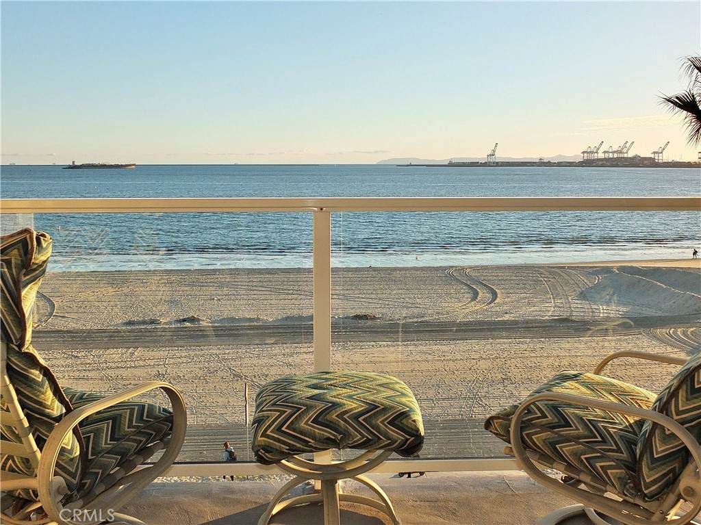 1700 Bluff Place - Photo 1