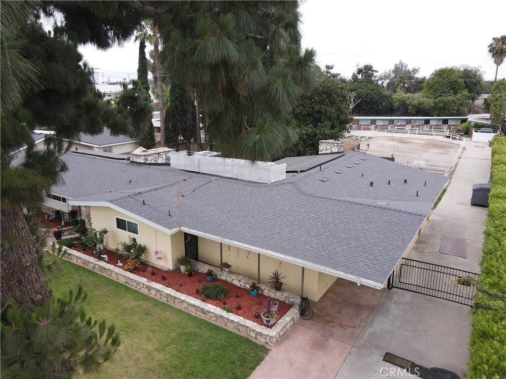 https://bt-photos.global.ssl.fastly.net/socal/orig_boomver_3_411932451-2.jpg