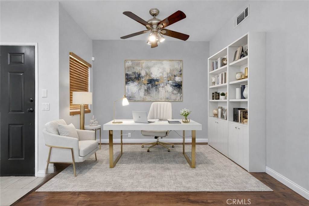 6323 Reseda Blvd - Photo 1