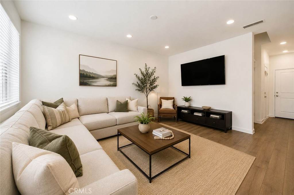 3934 Lavine - Photo 1