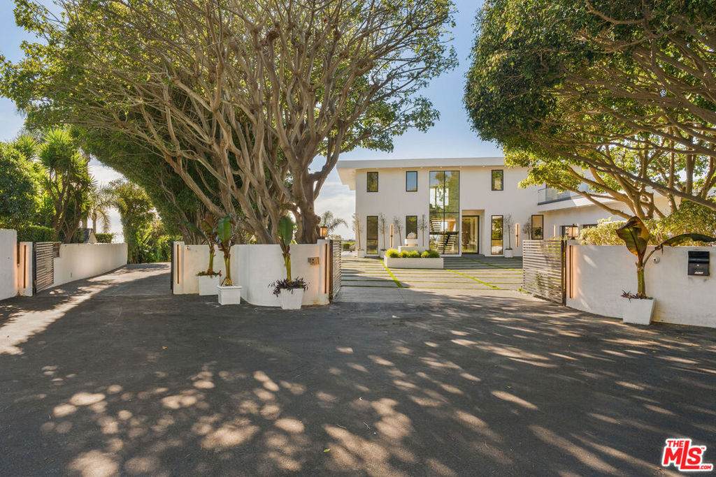 5931 Kanan Dume Road - Photo 1