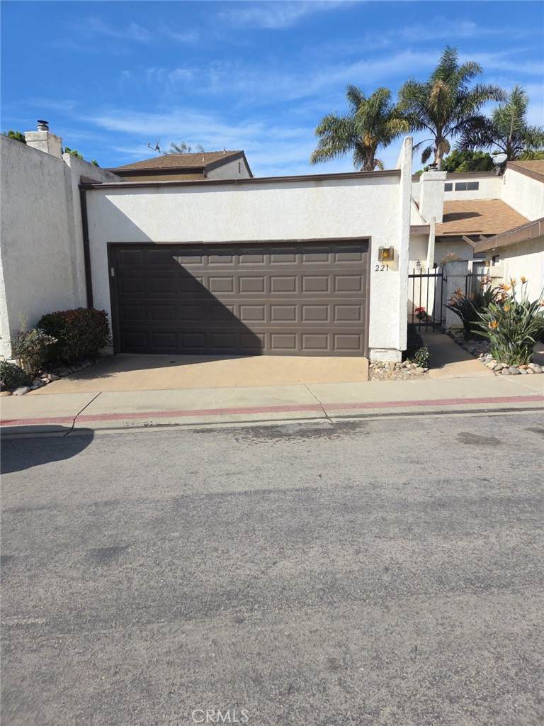 221 Marquis Place - Photo 1