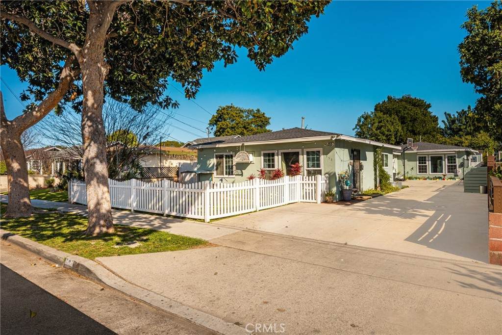 151 Parker Street - Photo 1