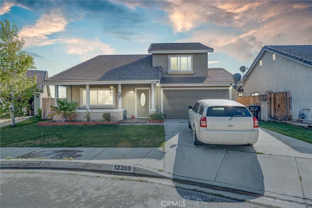 12269 Stonegate Cir - Photo 1