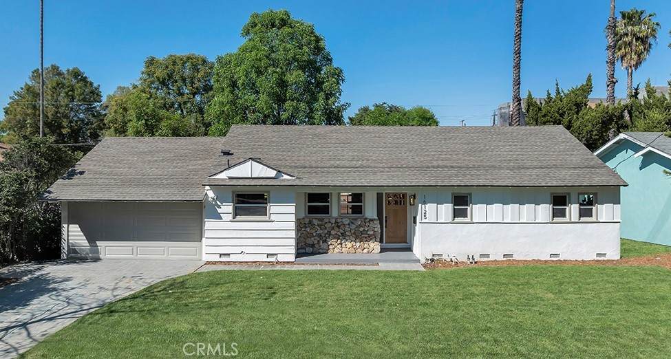 16125 Haynes Street - Photo 1