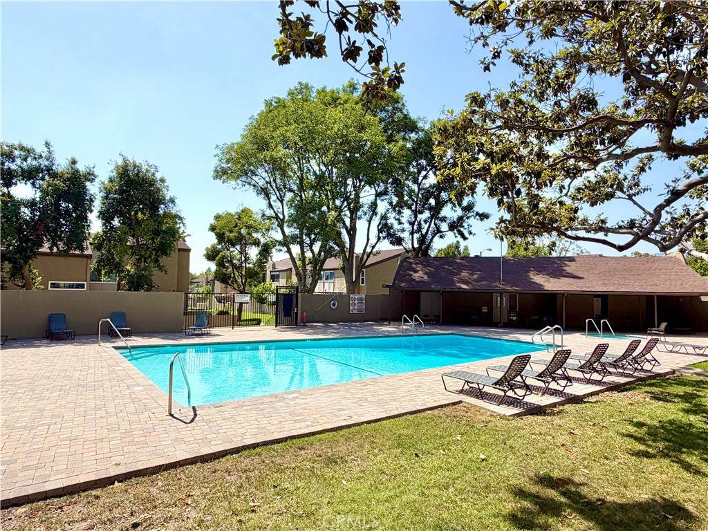 672 Greendale Lane - Photo 1