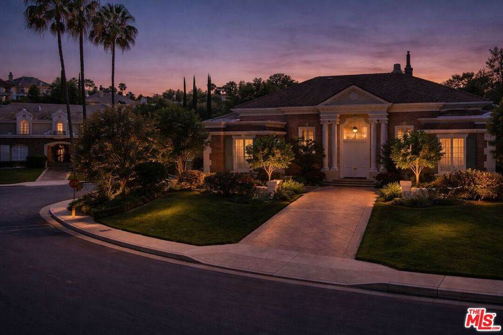 https://bt-photos.global.ssl.fastly.net/socal/orig_boomver_4_425915608-2.jpg