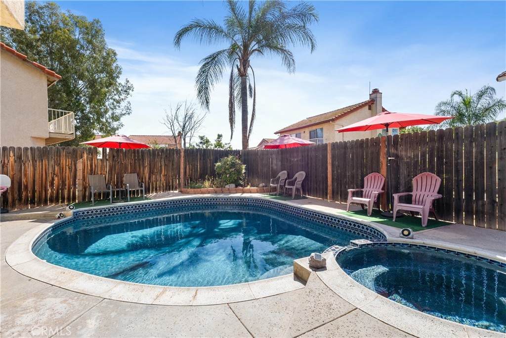https://bt-photos.global.ssl.fastly.net/socal/orig_boomver_4_426112727-2.jpg