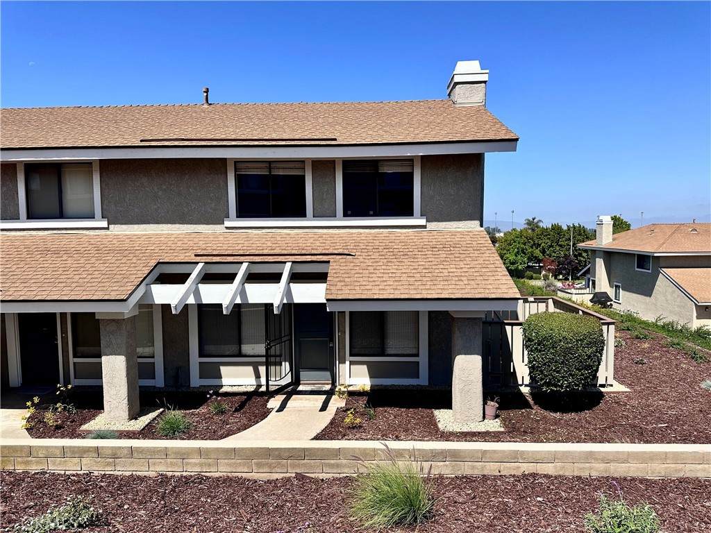1153 Sumner Place - Photo 1