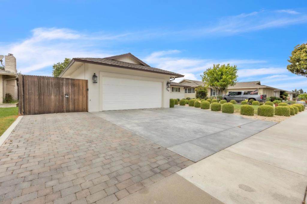 https://bt-photos.global.ssl.fastly.net/socal/orig_boomver_4_431663516-2.jpg