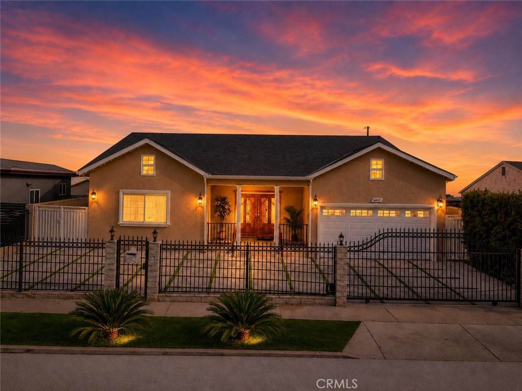 8018 Matilija - Photo 1